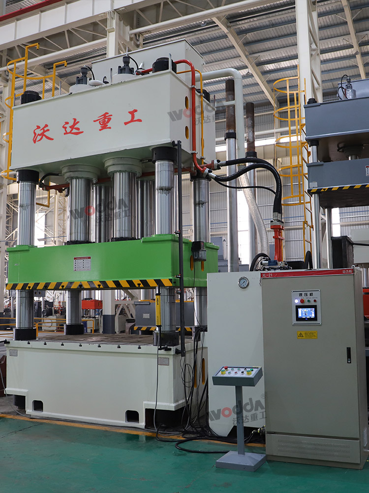 1000噸塑料托盤(pán)成型液壓機(jī) 1000噸塑料托盤(pán)成型液壓機(jī)
