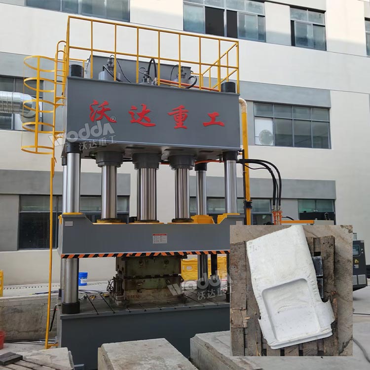 1000噸汽車(chē)座椅靠背板成型液壓機(jī) 1000噸汽車(chē)座椅靠背板成型液壓機(jī)